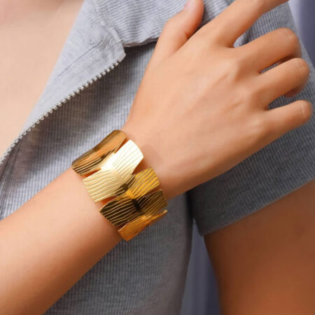 Textured Leaf Statement Gold Cuff